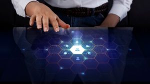 Perbandingan CRM AI